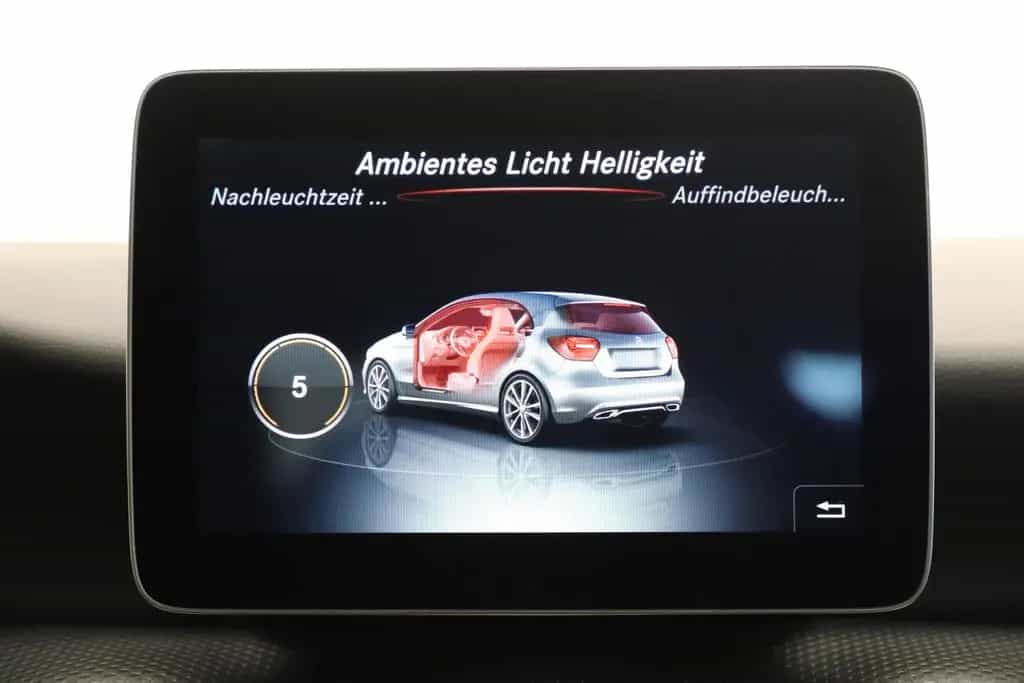 Mercedes-Benz A 180 122PS Automatik Style Navi PDC SHZ LED 06/2016-photo-29