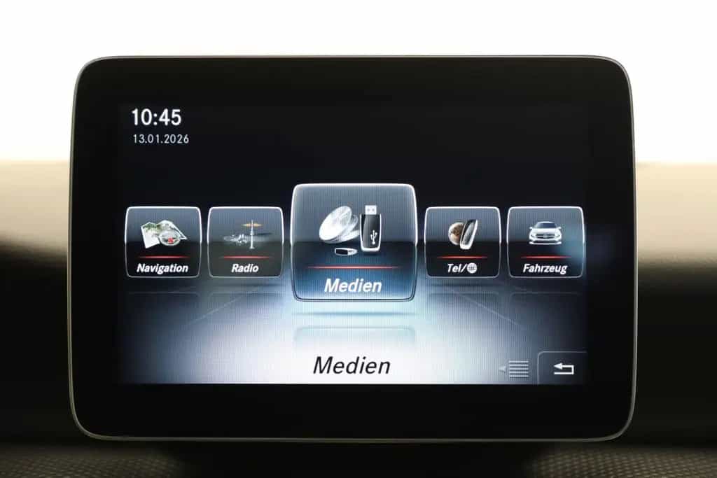 Mercedes-Benz A 180 122PS Automatik Style Navi PDC SHZ LED 06/2016-photo-31
