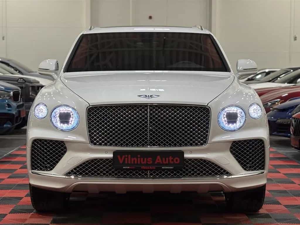 Bentley Bentayga 4.0 V8 AWD/LED/CARPLAY/360 01/2022-photo-1