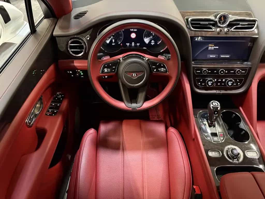 Bentley Bentayga 4.0 V8 AWD/LED/CARPLAY/360 01/2022-photo-19