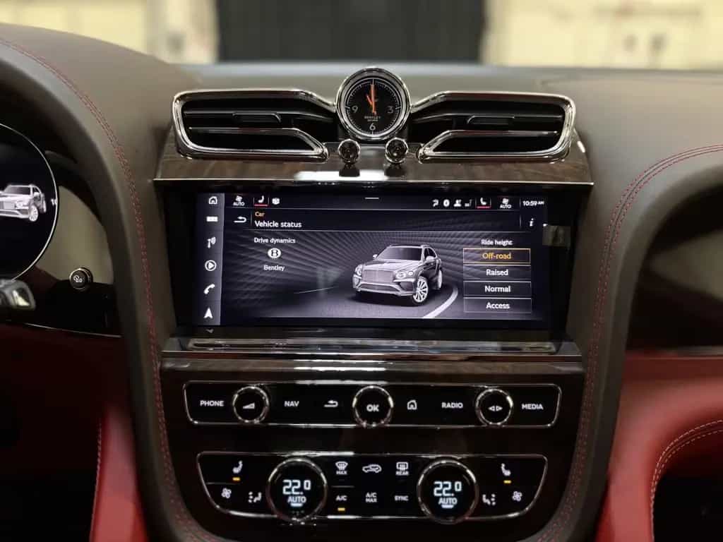 Bentley Bentayga 4.0 V8 AWD/LED/CARPLAY/360 01/2022-photo-27