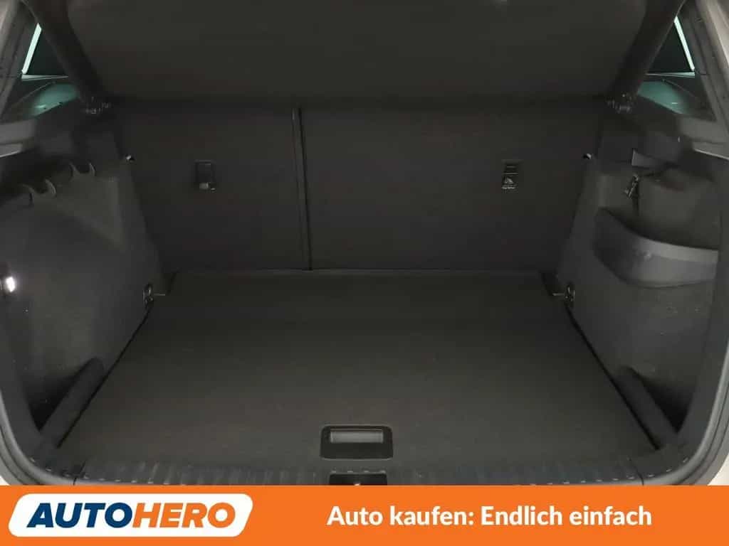 Skoda Karoq 1.5 TSI ACT Style Aut.*NAVI*LED*TEMPO*CAM* 04/2018-photo-17