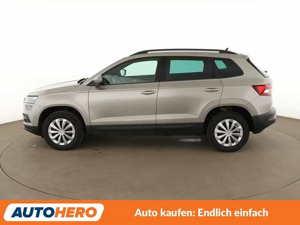 Skoda Karoq 1.5 TSI ACT Style Aut.*NAVI*LED*TEMPO*CAM* 04/2018-photo-2