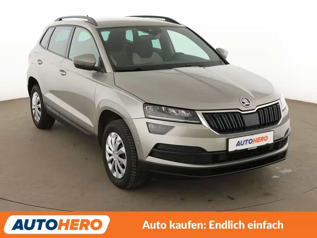 Skoda Karoq 1.5 TSI ACT Style Aut.*NAVI*LED*TEMPO*CAM* 04/2018-photo-7
