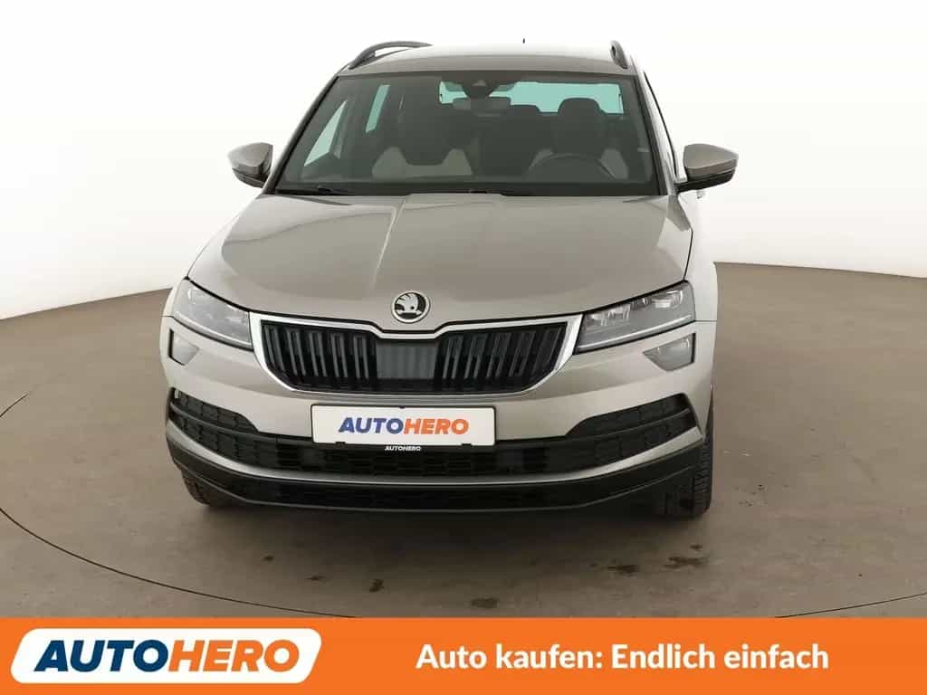 Skoda Karoq 1.5 TSI ACT Style Aut.*NAVI*LED*TEMPO*CAM* 04/2018-photo-8