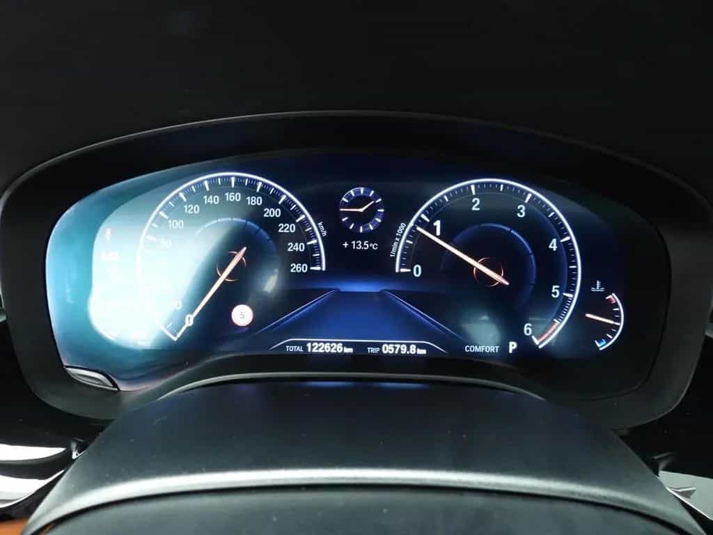 BMW 5 Series 520 5 Serie Sedan 520d | LED | Leder | HUD | Act 03/2019-photo-11