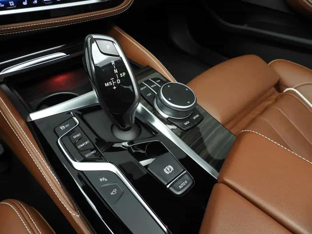 BMW 5 Series 520 5 Serie Sedan 520d | LED | Leder | HUD | Act 03/2019-photo-15