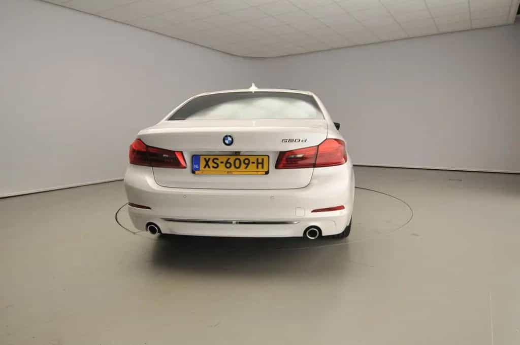 BMW 5 Series 520 5 Serie Sedan 520d | LED | Leder | HUD | Act 03/2019-photo-2
