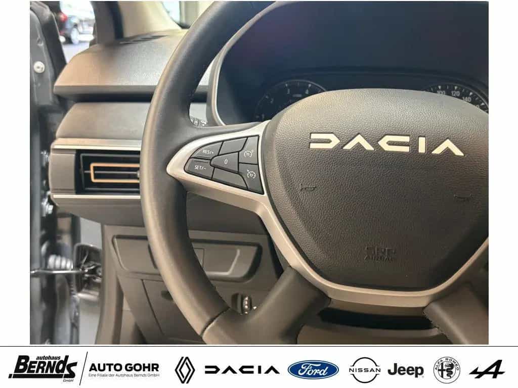 Dacia Jogger TCe 110 7-SITZER Extreme+ KLIMAAUTOM. NAV 12/2024-photo-18