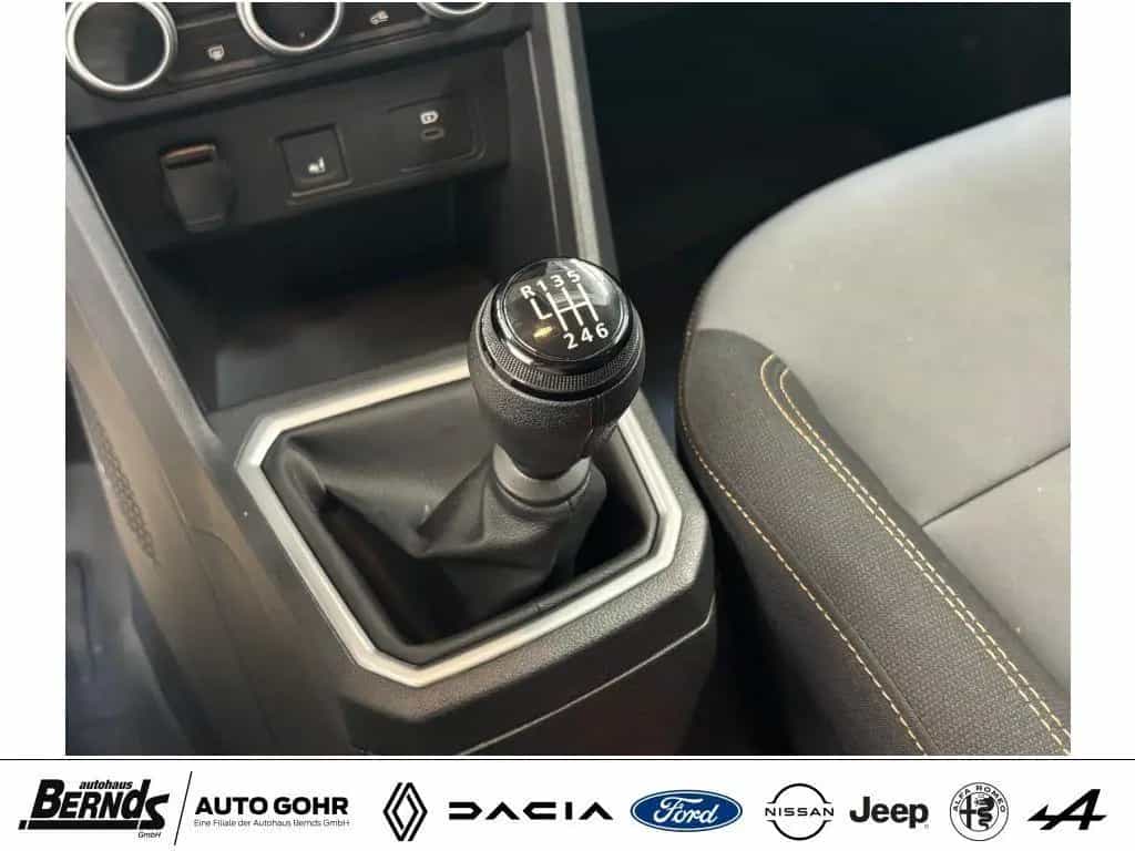 Dacia Jogger TCe 110 7-SITZER Extreme+ KLIMAAUTOM. NAV 12/2024-photo-27