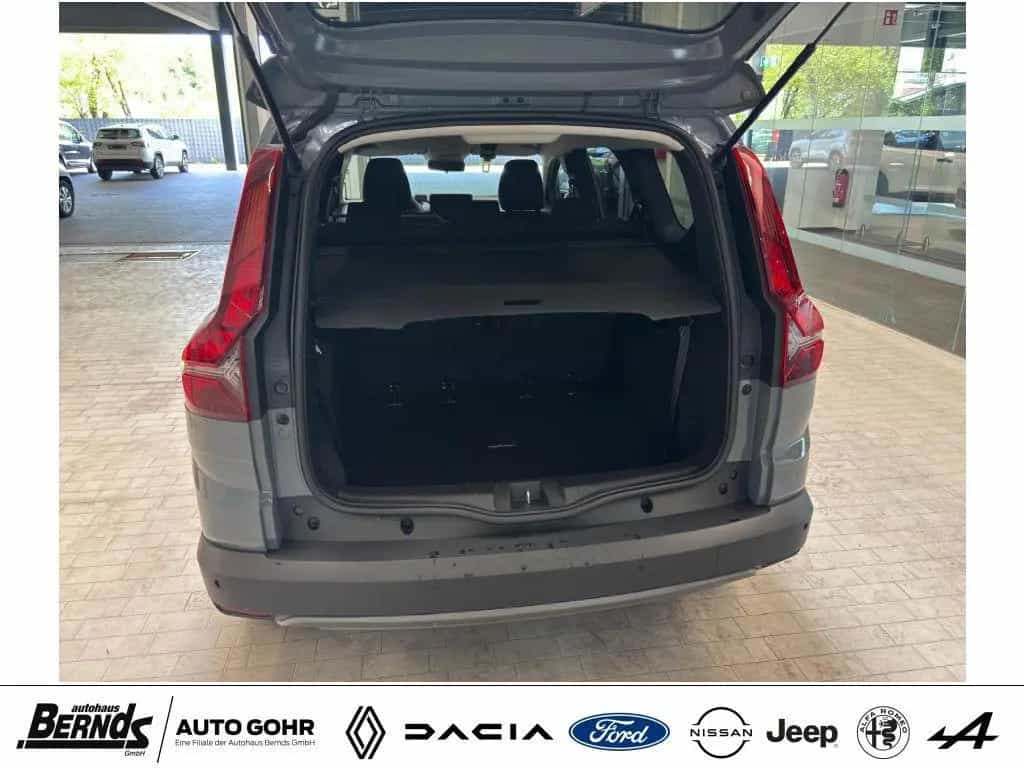 Dacia Jogger TCe 110 7-SITZER Extreme+ KLIMAAUTOM. NAV 12/2024-photo-7