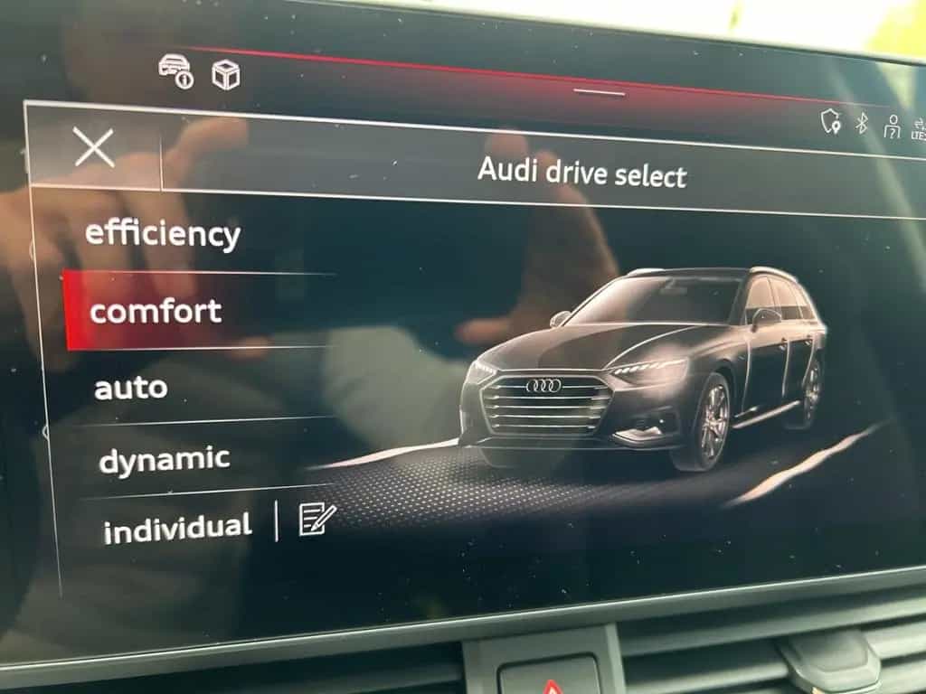 Audi A4 AVANT 35 TDI LED+NAVI+PDC+ASSISTENZSY+KAMERA 06/2023-photo-23