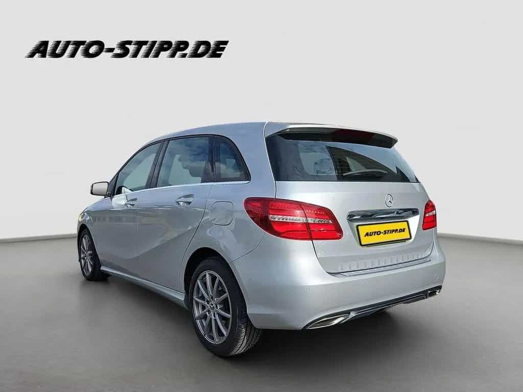 Mercedes-Benz B-Class 220d Urban NAV TEMP RFK AHK LED SITZH PARK-ASS 06/2018-photo-2