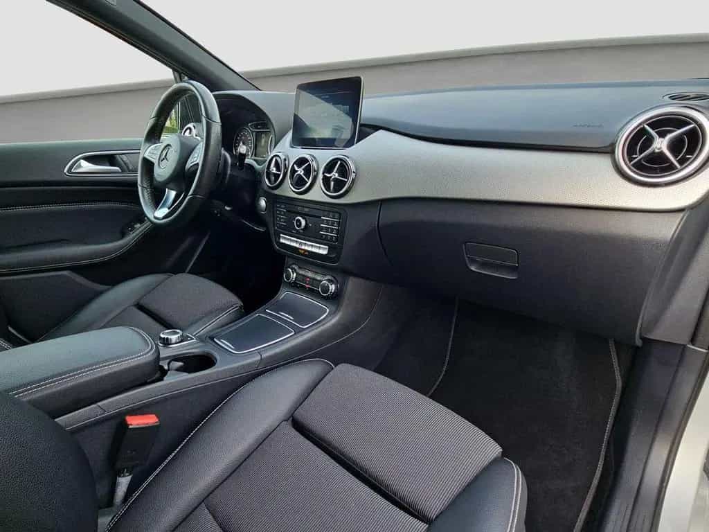 Mercedes-Benz B-Class 220d Urban NAV TEMP RFK AHK LED SITZH PARK-ASS 06/2018-photo-7