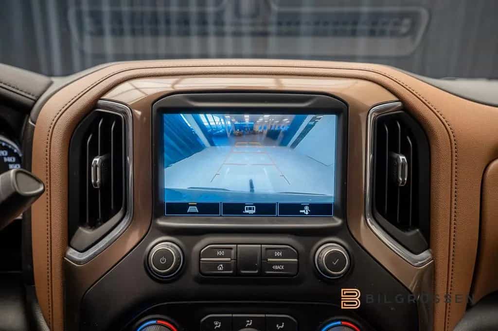 Chevrolet Silverado High Country 6.2 V8 4WD Pano Bose Tow 02/2022-photo-22