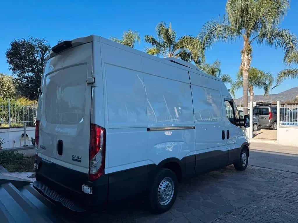 Iveco Daily 35C15 BTor 3.0 HPT PM-RG Cabinato 06/2018-photo-6