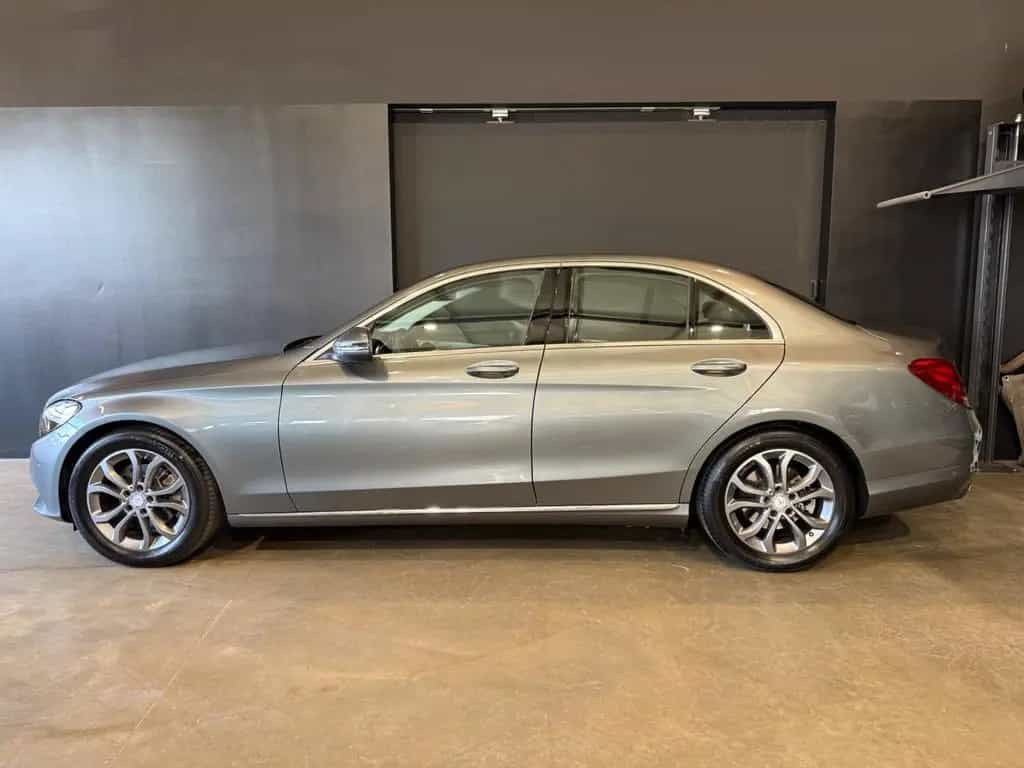 Mercedes-Benz C-Class Lim. AVNATGARDE/LED/AUTOMATIK/TEIL-LEDER 06/2016-photo-1