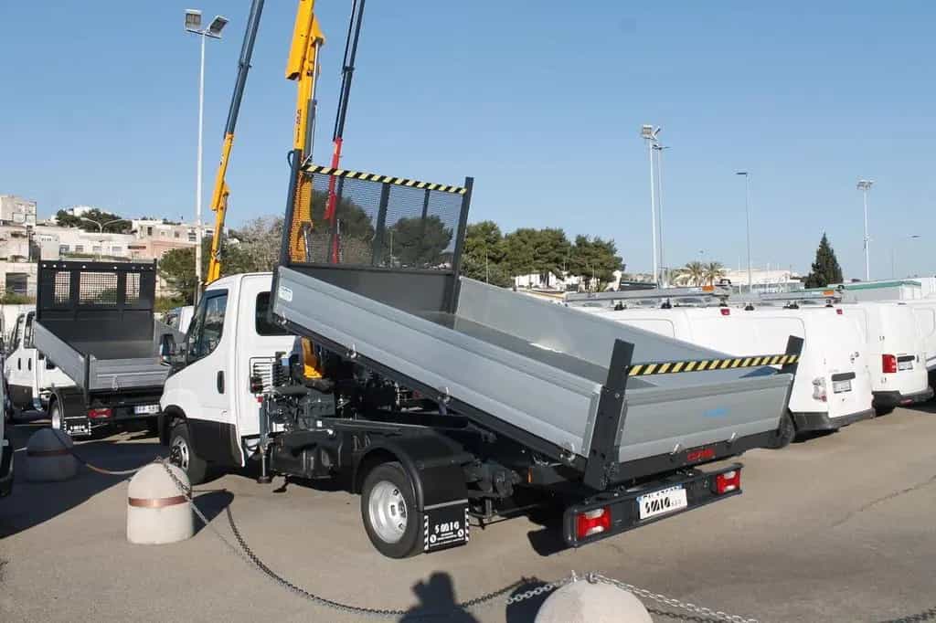 Iveco Daily 35C14 CASSONE RIBALTABILE E GRU' NUO 01/2018-photo-4