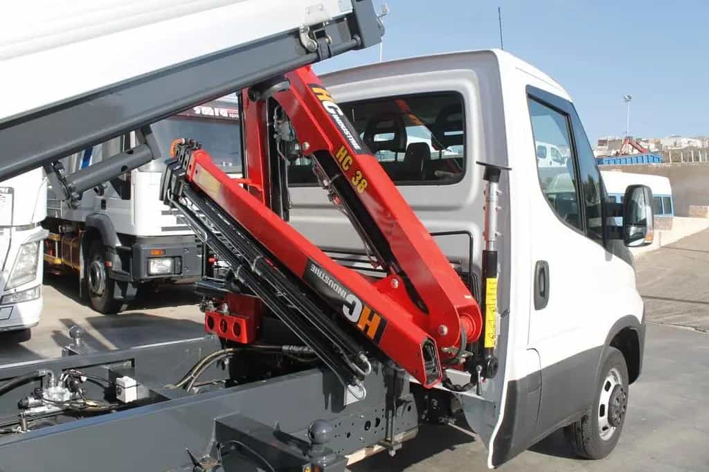 Iveco daily 35-140 cassone ribaltabile trilatera 08/2019-photo-10