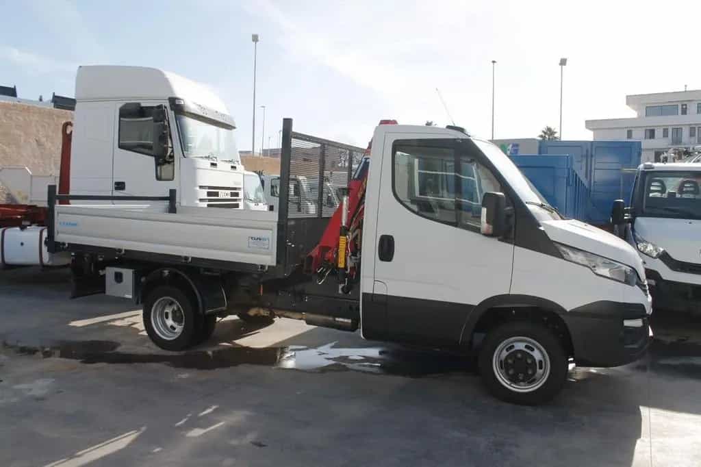 Iveco daily 35-140 cassone ribaltabile trilatera 08/2019-photo-4