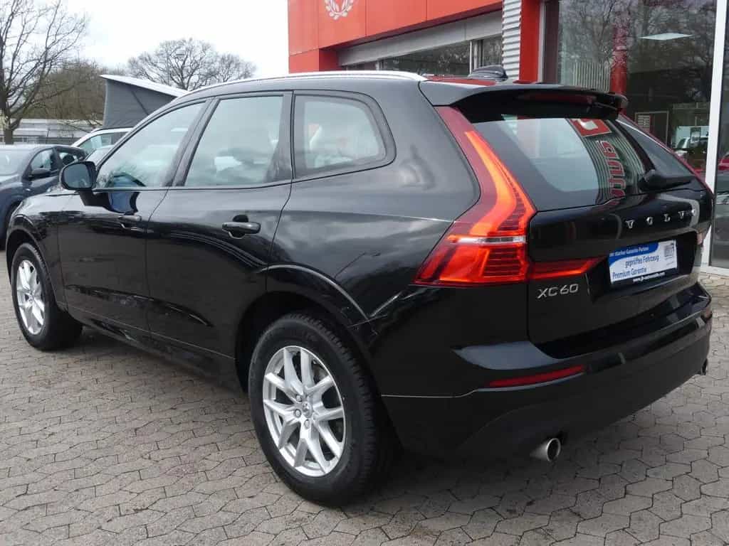 Volvo XC60 Momentum Vollleder*AHK*Navi*SHZ*ab 299€ 03/2018-photo-3