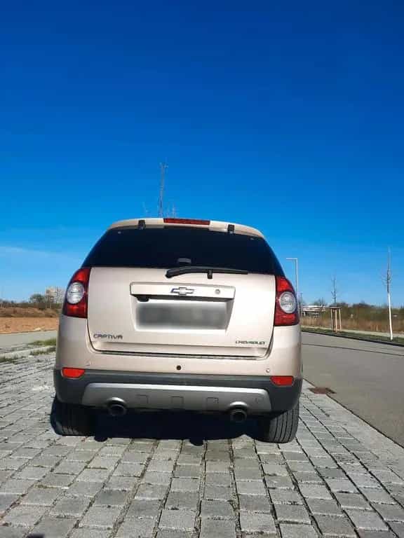 Chevrolet Captiva 2.2 LT 163 PS 2WD 7 Sitze 12/2011-photo-4