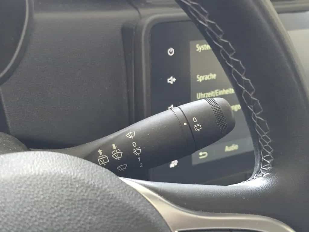 Dacia Duster Comfort SHZ CarPlay PDC LED 02/2023-photo-12
