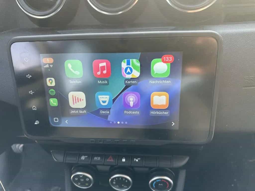 Dacia Duster Comfort SHZ CarPlay PDC LED 02/2023-photo-18