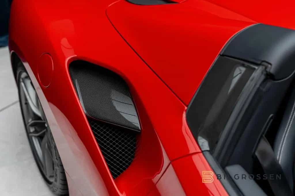 Ferrari 488 GTS Spider Bucket Seats Carbon Novitec 02/2017-photo-12