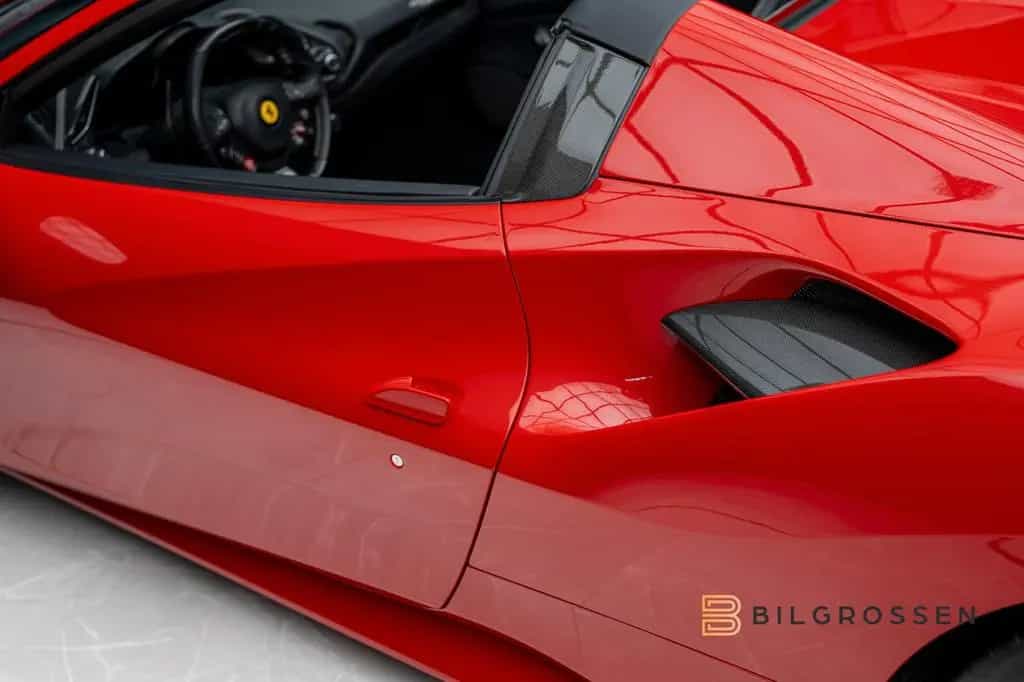 Ferrari 488 GTS Spider Bucket Seats Carbon Novitec 02/2017-photo-14