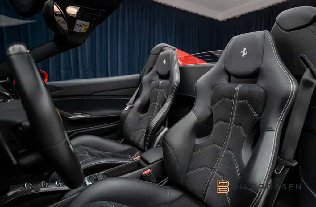 Ferrari 488 GTS Spider Bucket Seats Carbon Novitec 02/2017-photo-26
