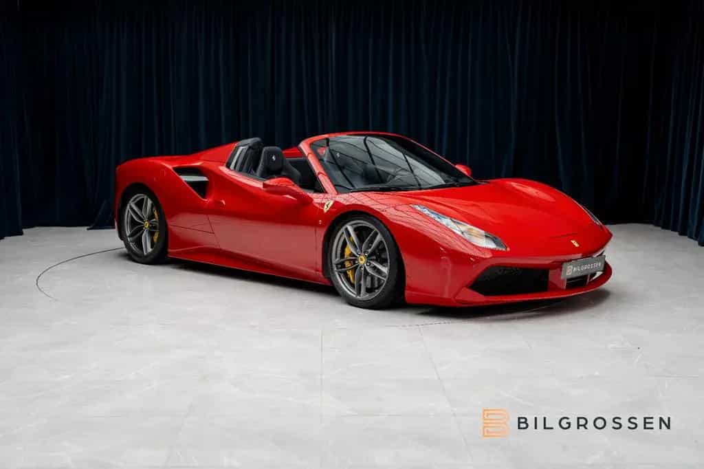Ferrari 488 GTS Spider Bucket Seats Carbon Novitec 02/2017-photo-5