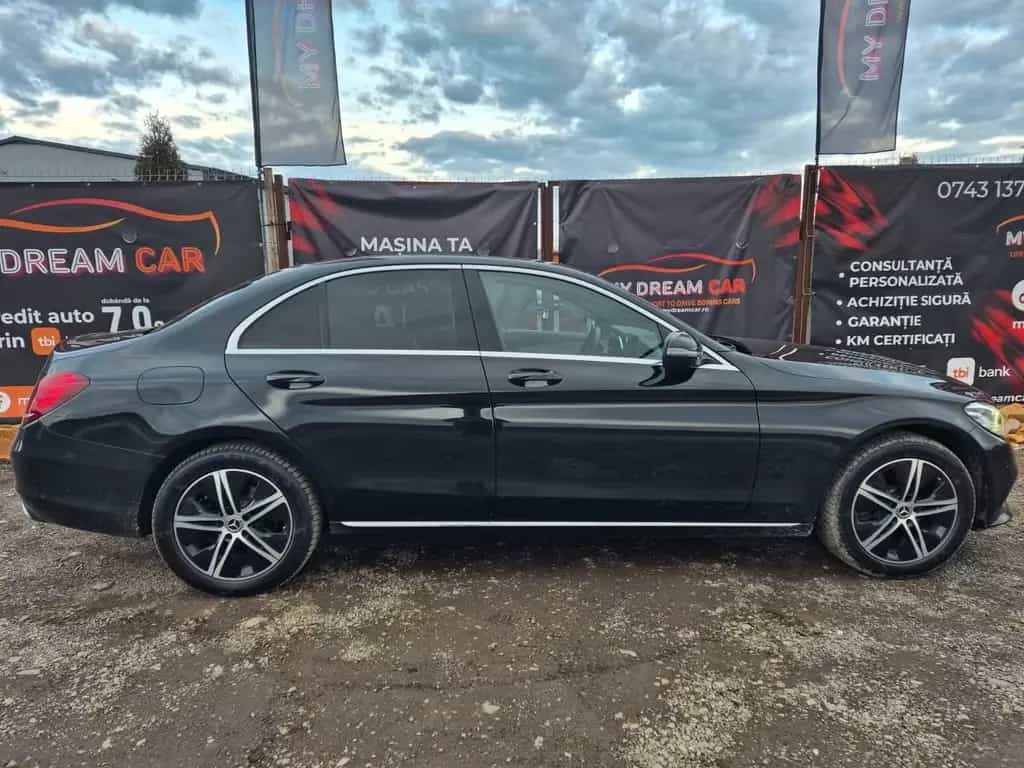 Mercedes-Benz C-Class 01/2020-photo-3