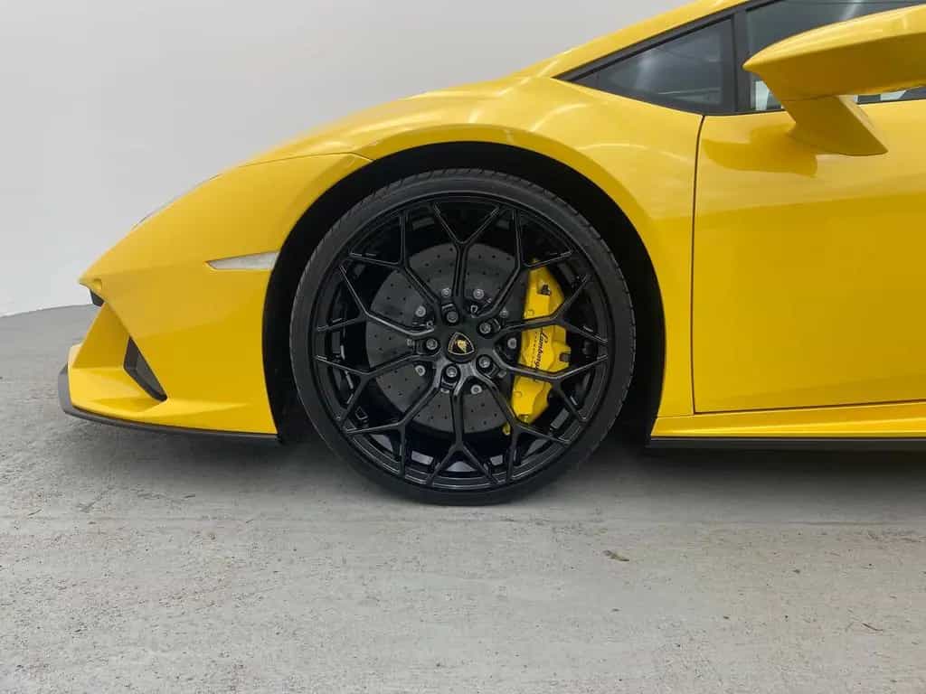 Lamborghini Huracán EVO AWD MY22 LIFT KAM CARBON SENSONUM 05/2022-photo-44