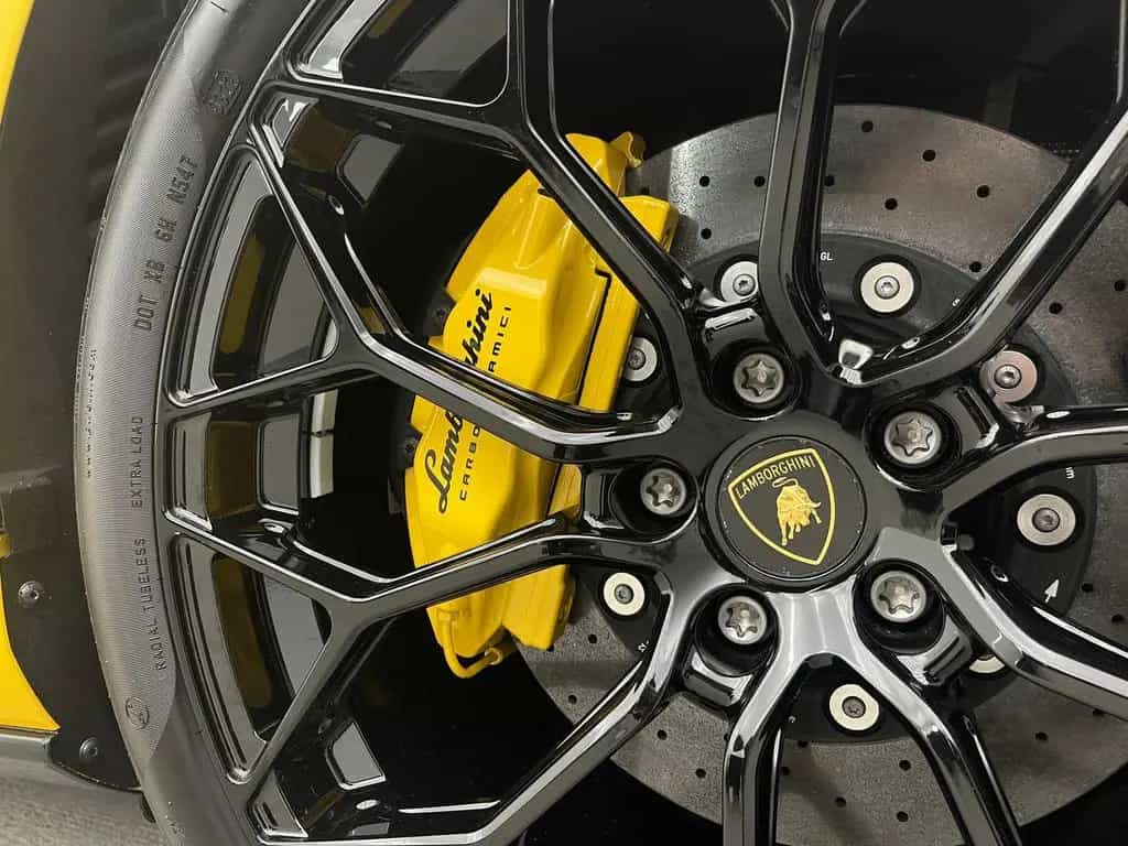 Lamborghini Huracán EVO AWD MY22 LIFT KAM CARBON SENSONUM 05/2022-photo-46