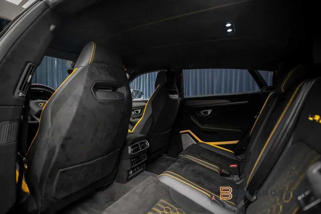 Lamborghini Urus Performante B&O Full Carbon Massage 23" 11/2023-photo-20