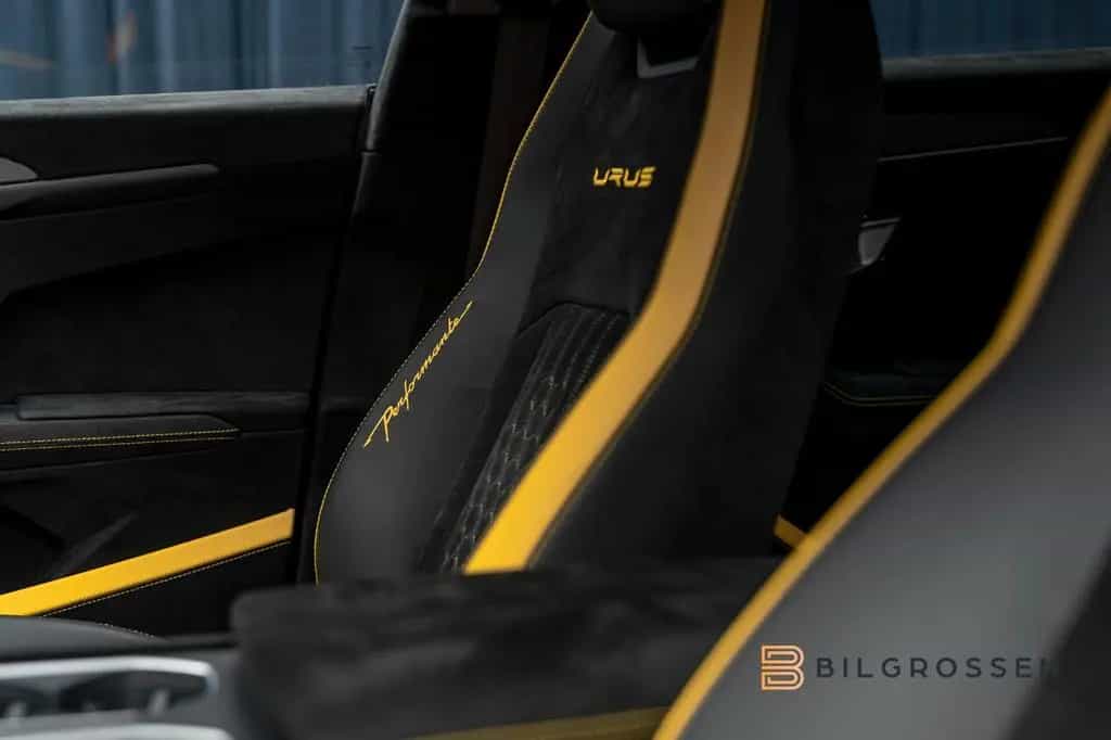 Lamborghini Urus Performante B&O Full Carbon Massage 23" 11/2023-photo-25