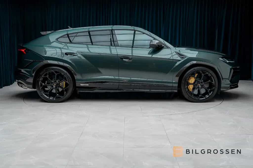 Lamborghini Urus Performante B&O Full Carbon Massage 23" 11/2023-photo-4