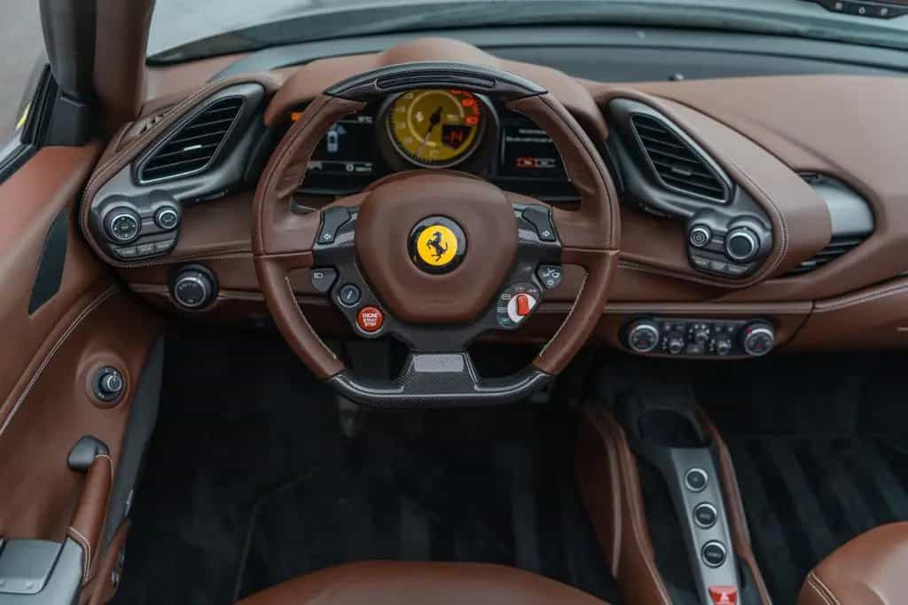 Ferrari 488 Spider HELE *SERVICE NEW*WARRANTY*ELEC.SEAT* 04/2016-photo-20