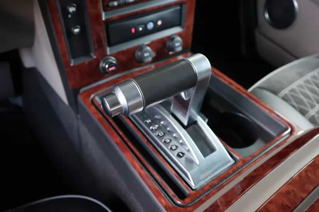 Hummer H2 6.0L V8 TUNING/ AHK / BOSE / 4xSHZ/ DVD / R24 08/2006-photo-30