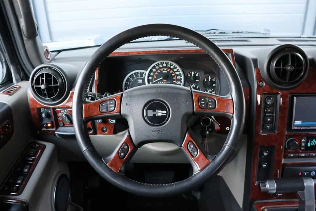 Hummer H2 6.0L V8 TUNING/ AHK / BOSE / 4xSHZ/ DVD / R24 08/2006-photo-33