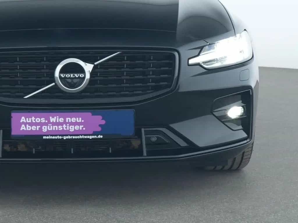 Volvo V60 Plus Dark Allrad|Winter-Paket|Matrix|Panoram 02/2022-photo-12