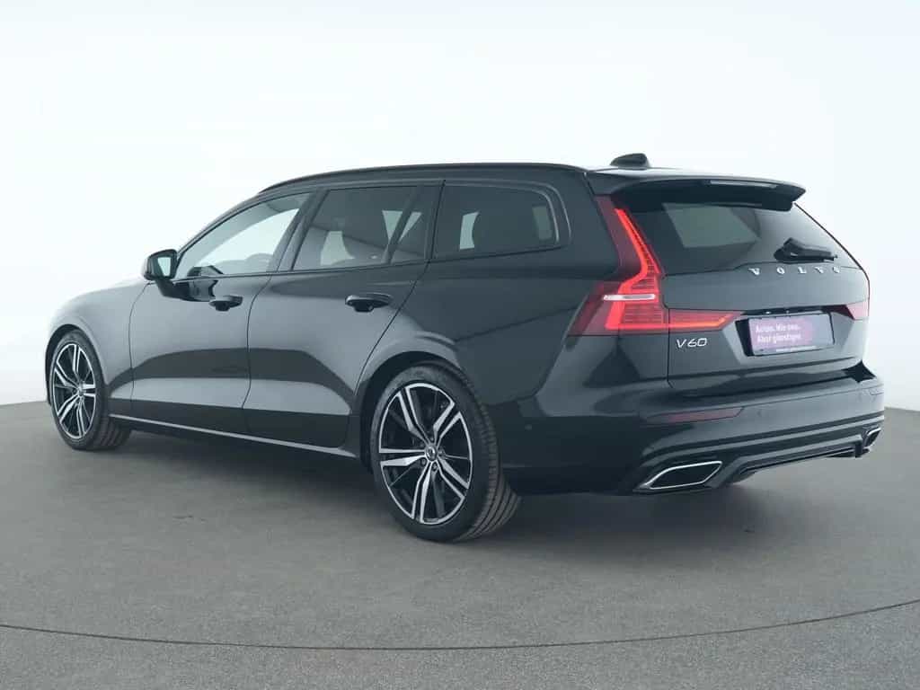 Volvo V60 Plus Dark Allrad|Winter-Paket|Matrix|Panoram 02/2022-photo-8