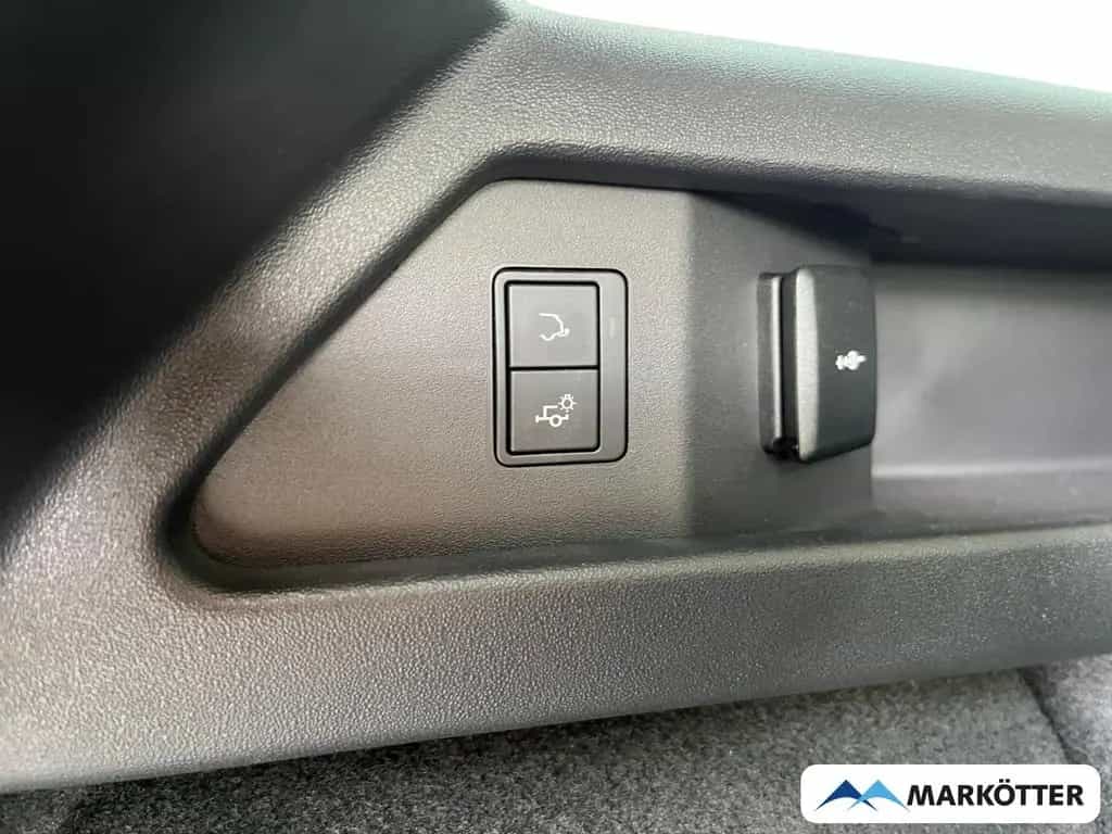 Land Rover Discovery Sport D200 SE AWD AHK/Keyless/Memory 02/2022-photo-4
