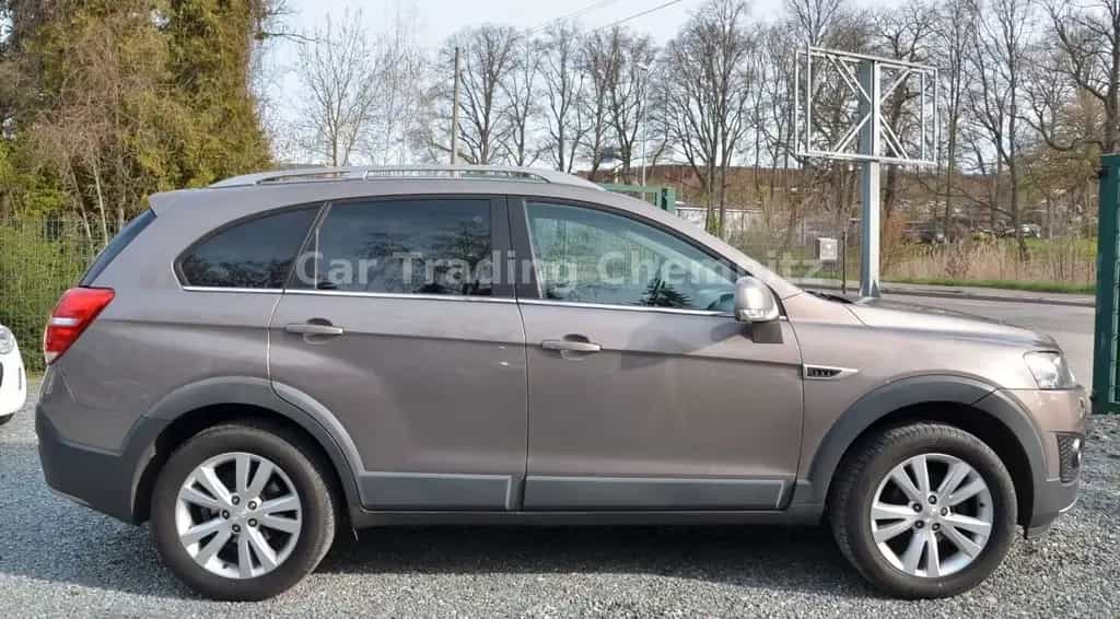 Chevrolet Captiva 2.2 D LT+ Automatik Allrad Leder 7 Sitze 01/2014-photo-3