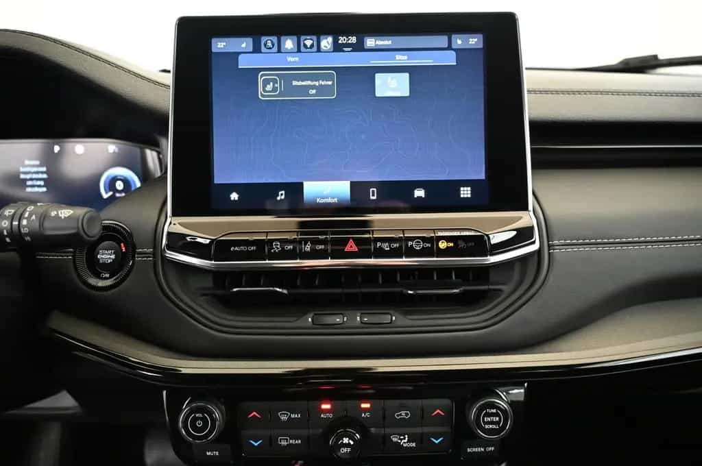 Jeep Compass 1.5 e-Hybrid DTC-7 Summit LED/ACC/LEDER/ 02/2025-photo-19