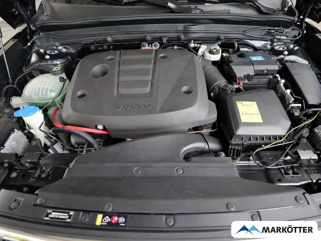 Volvo XC40 D3 2WD Inscription /AHK/360 CAM/Standhzg/ 08/2018-photo-12