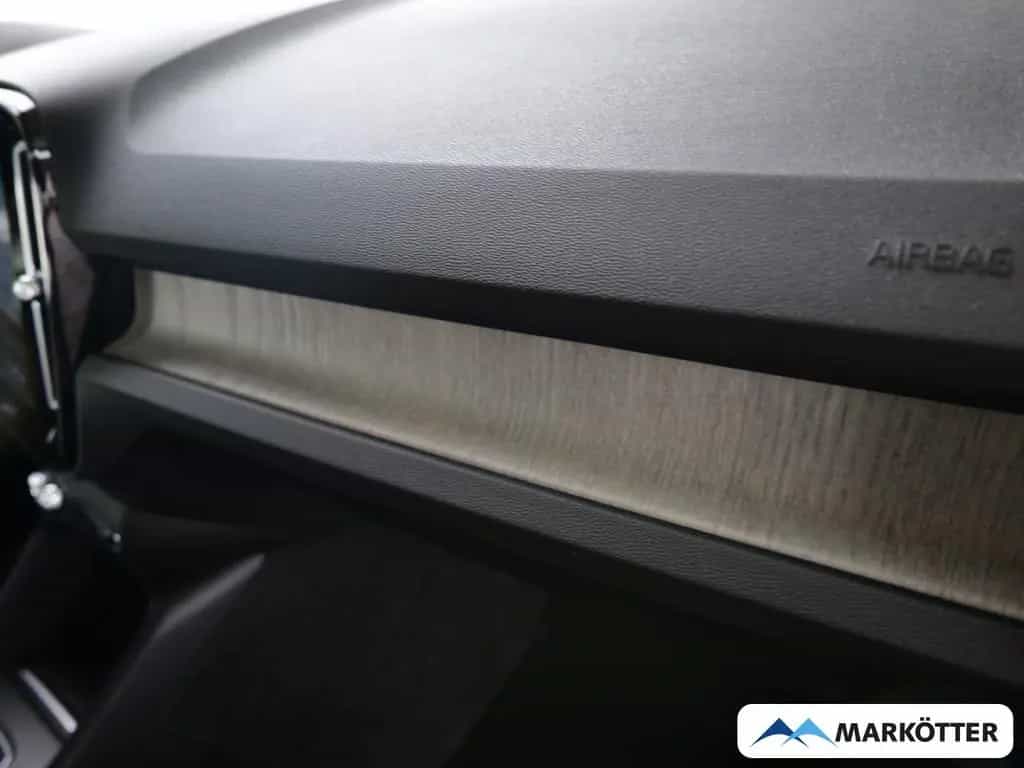 Volvo XC40 D3 2WD Inscription /AHK/360 CAM/Standhzg/ 08/2018-photo-32