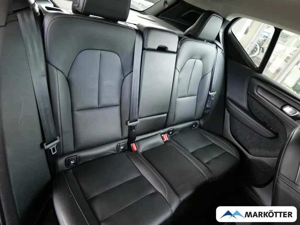 Volvo XC40 D3 2WD Inscription /AHK/360 CAM/Standhzg/ 08/2018-photo-6