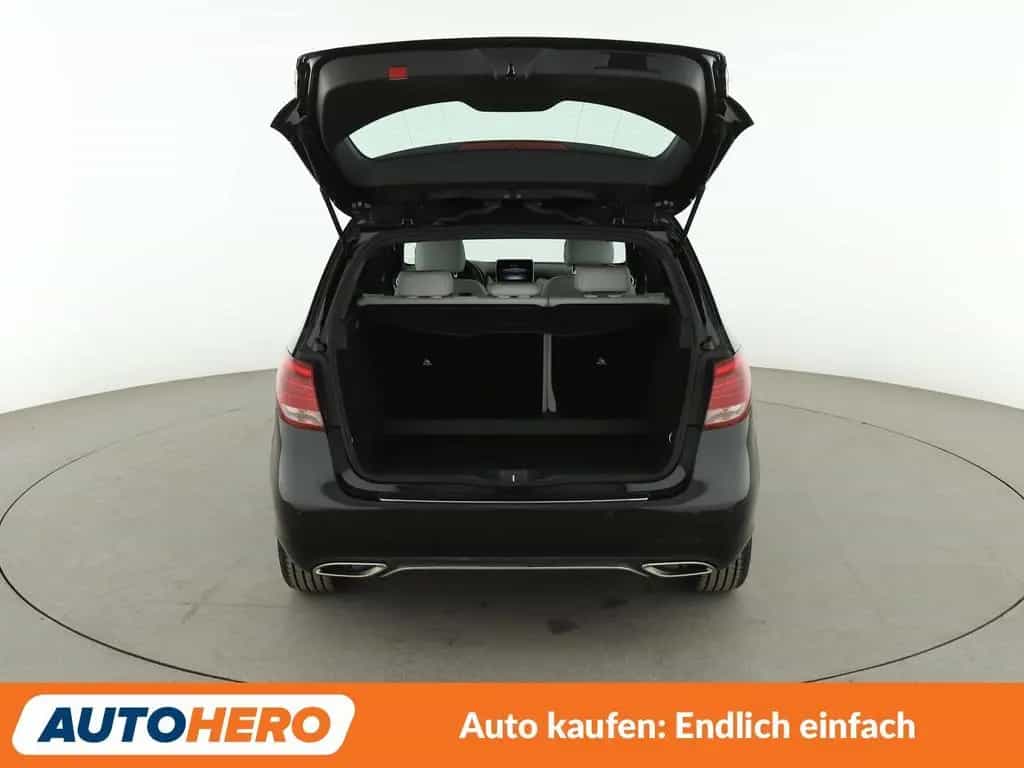 Mercedes-Benz B-Class 180 Urban Aut. *NAVI*TEMPO*PDC*SHZ* 10/2015-photo-15